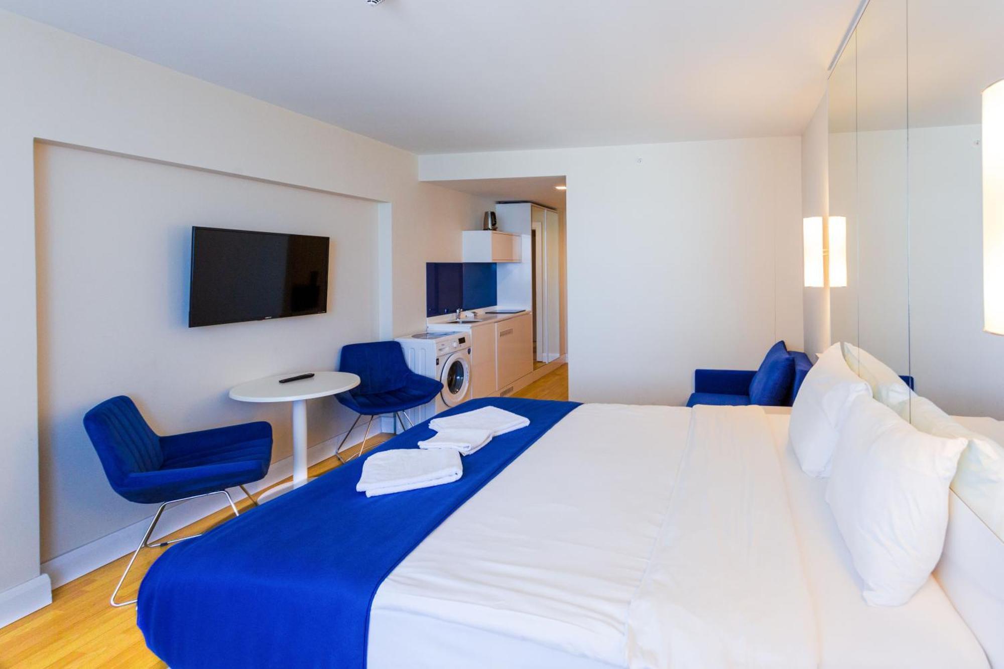 Best Location Apartments In Батуми Екстериор снимка